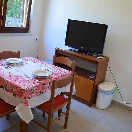 Apartament Mare *