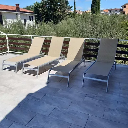 Apartament Mare