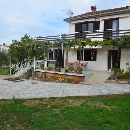 Apartament Mare