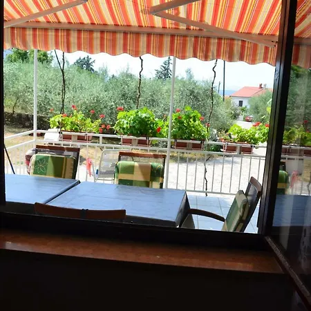 Apartament Mare *