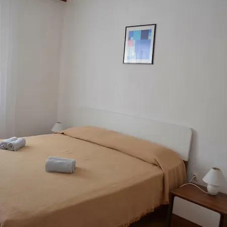 Apartament Mare